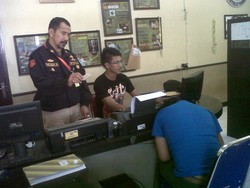 Jenguk Ayahnya di Lapas, Penjual Donat Ditangkap Karena Bawa Ganja