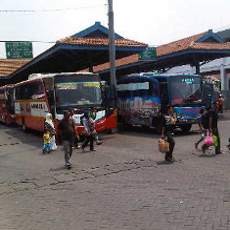 Suasana Arus Balik di Terminal Purabaya Belum Menggeliat