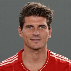 Gomez Harus Berjuang untuk Jadi Pilihan Utama