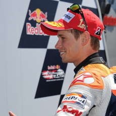 Jalani Operasi di Australia, Stoner Absen di Brno