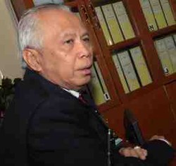 OC Kaligis Laporkan Wamen Denny ke Polisi Terkait Pernyataan di Twitter