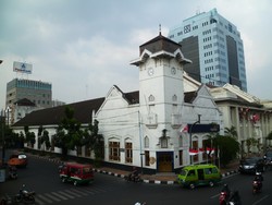 Gedung Bersejarah