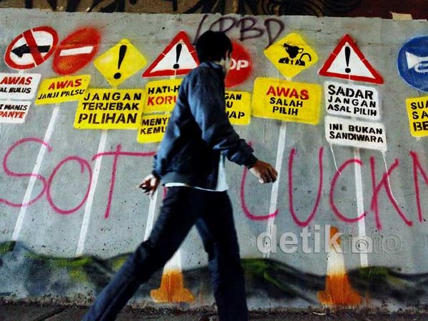 Mural Kritik Calon Pemimpin Jakarta