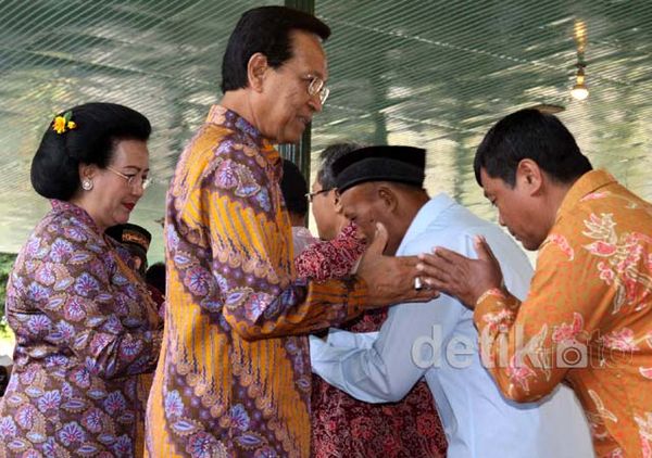 Sultan HB X Gelar Open House
