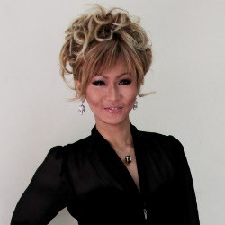 Di Luar Negeri, Inul Daratista Masih Dinanti