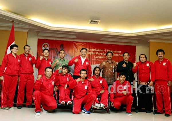 Menpora Lepas Atlet Paralympic London 2012