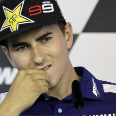 Yamaha: Lorenzo Lebih Pilih Spies daripada Rossi