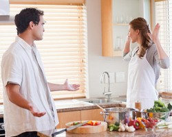 Tanda-tanda Rumah Tangga Anda Dalam Masalah (Bag. 2)