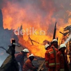 Pulang Mudik, Warji Shock Rumahnya di Jatinegara Kaum Ludes Terbakar