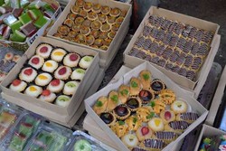 Minggu Pagi, Yuk Serbu Aneka Kue di Pasar Senen!