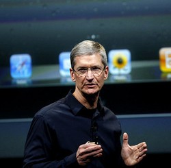 Bos Apple Sambut Kemenangan Atas Samsung Sebagai Hari Bersejarah