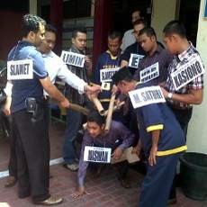 Pembunuh Dukun Santet Direkontruksi