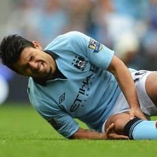 Argentina Panggil Aguero, Mancini Geram