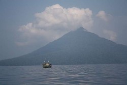 Hati yang Terpukau di Krakatau