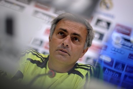 Mourinho Balas Sindir Cruyff