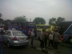 Puncak Arus Balik, 20 Ribu Pemudik Tiba di Terminal Pulogadung 