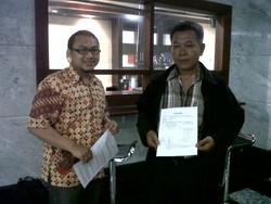 Maju ke MK, Wawan & Kasiyono Minta Pilgub DKI Jakarta Cukup dengan KTP