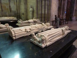 Ini Dia Tempat Peristirahatan Terakhir Raja-raja Prancis