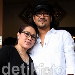 Nikah, Nunung Gelar Pertunjukan Wayang