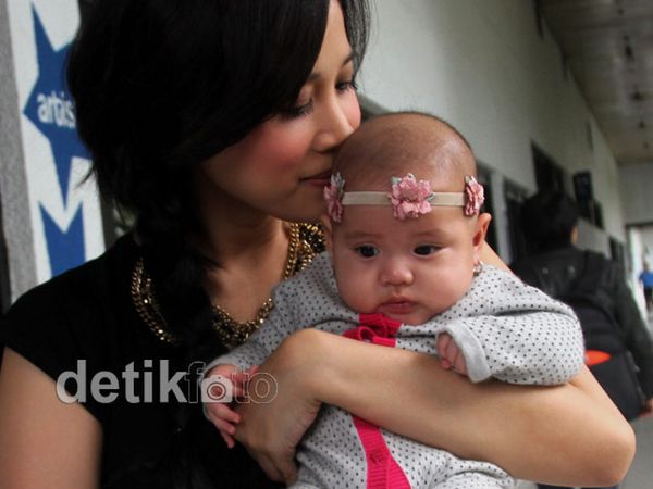 Lucunya Bayi Fanny Fabriana