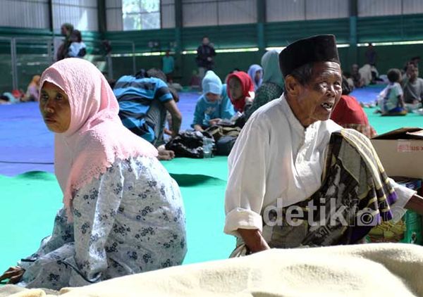 Pengungsi Kerusuhan Sampang Memprihatinkan