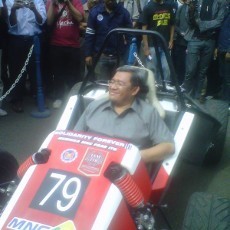 Tantang ITB Bikin 1.000 Traktor, Heryawan Janji Beli Semuanya