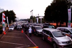 300 Mobil Komunitas Mudik Bareng