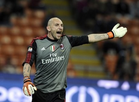 Abbiati Minta Fans Milan Bersabar