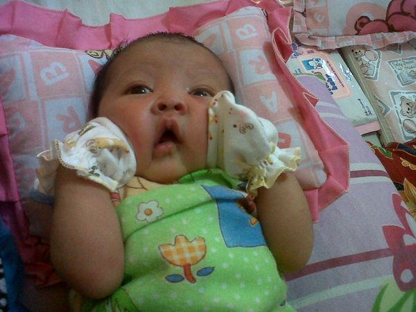 Khadziya Nisrina Hope, 4 Bulan, Perempuan
