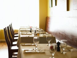 Masih Banyak Resto di Malaysia Belum Bersertifikat Halal