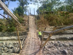 Akibat Jembatan Roboh di Garut, 2 Ribu Warga Terancam Terisolir