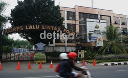 Polri & KPK Tak Hadir, Sidang Praperadilan Kasus Korlantas Ditunda