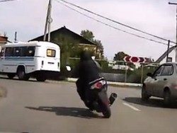 Ini Akibatnya Kalau Telat Ngerem di Tikungan Naik Skutik