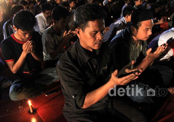 Doa Bersama untuk Korban Kerusuhan Sampang