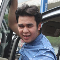 Nabung Buat Akhirat, Olga Angkat Banyak Anak Asuh