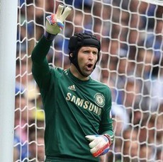 Cech Tebar Pujian ke Sesama Kiper
