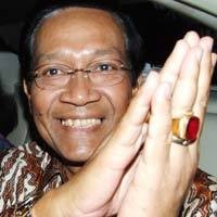 Sultan HB X Siap Keluar dari Golkar