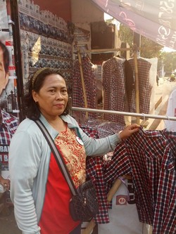 Jual Baju Kotak-kotak Jokowi di Diponegoro, Rumini Diusir
