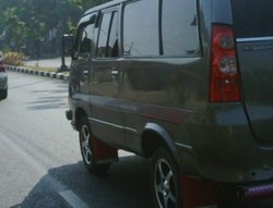 3 Mobil Tumplek Jadi Satu di Mitsubishi Colt T120