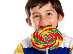 Pemberian Makanan Manis Pada si Kecil Perlu Dibatasi