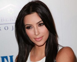 5 Liburan Hot Ala Kim Kardashian