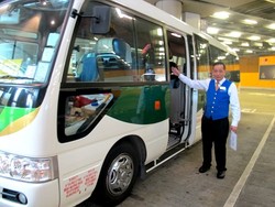 Jalan-jalan dengan Mobil Wisata Hong Kong yang Bersahabat