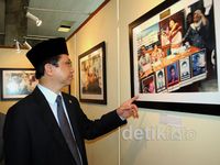 Warna-warni Perilaku DPR dalam Foto