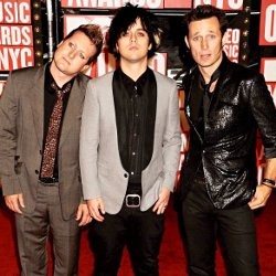 Green Day Akan Ramaikan Stadion Emirates Tahun Depan