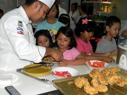  Cooking Class Untuk Anak Meriahkan Daycare Unilever 2012