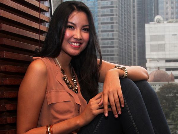 Senyuman Manis Zivanna Letisha Siregar