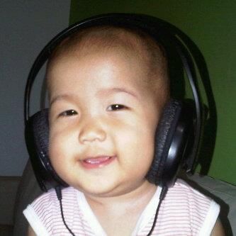 Lauri Abele, 1 Tahun, Perempuan