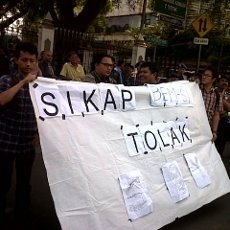 Tanpa Toa, Mahasiswa Teriak: SBY Cepat Tinggalkan Bandung!