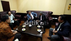 Rencananya, Wisniewski akan menerima Timnas U-12 yang akan berlaga di Kejuaraan Piala Dunia U-12 di Polandia, Senin (06/09) mendatang di kantor kedutaan besar Polandia.