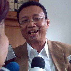 Ryaas Rasyid: Seharusnya Semua Pejabat Publik Tak Berpartai Termasuk Presiden 